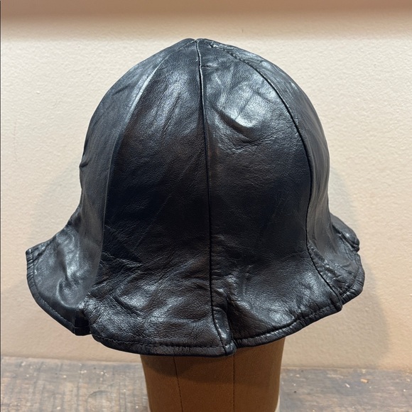 VINTAGE 60s Black Leather Tulip Cloche Hat Made in USA